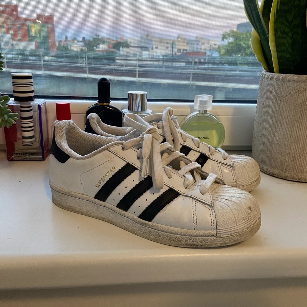 Adidas Classic Superstar Shell Toe Sneakers